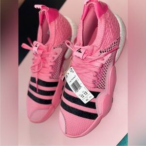 NWT adidas Trae young basketball shoes size M12 W13